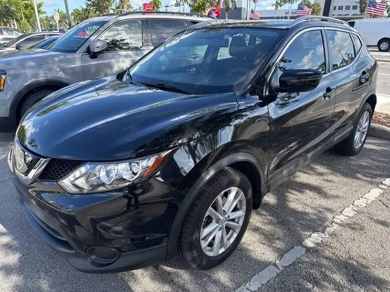 NISSAN ROGUE SPORT 2018 JN1BJ1CPXJW151787 image